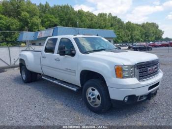  Salvage General Motors Sierra 3500HD