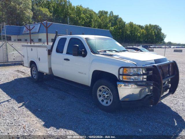  Salvage Chevrolet Silverado 2500