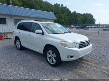  Salvage Toyota Highlander