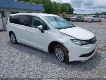  Salvage Chrysler Voyager