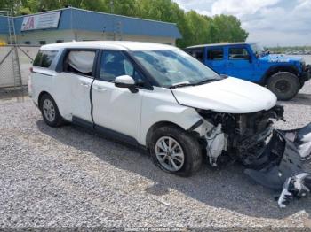  Salvage Kia Carnival