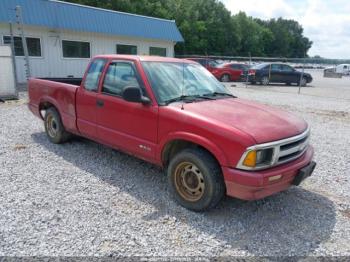  Salvage Chevrolet S-10