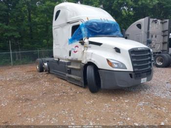 Salvage Freightliner Cascadia 126