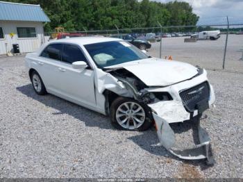  Salvage Chrysler 300