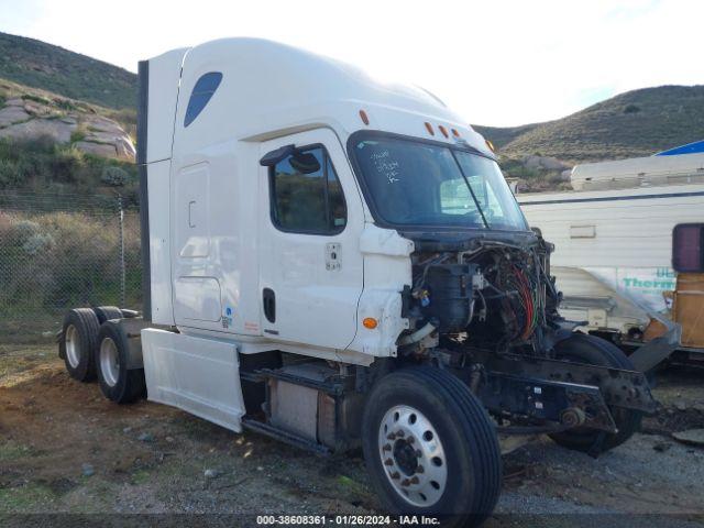  Salvage Freightliner Cascadia 125
