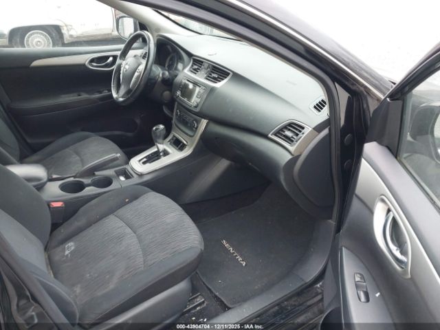 Nissan Sentra Image 2