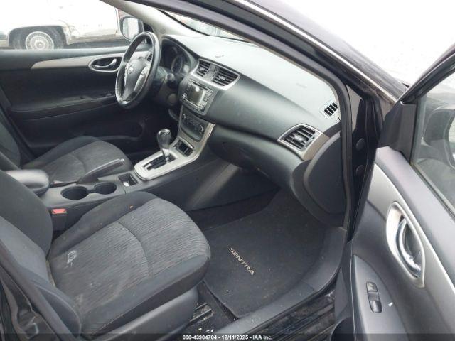 Nissan Sentra Image 2