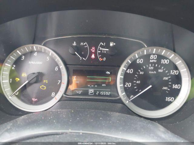 Nissan Sentra Image 12