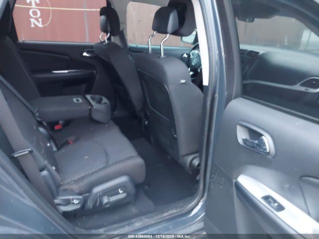 Dodge Journey Sxt Image 4