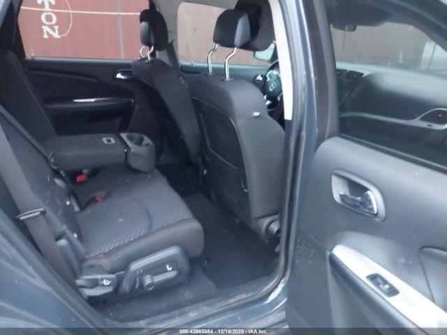 Dodge Journey Sxt Image 4