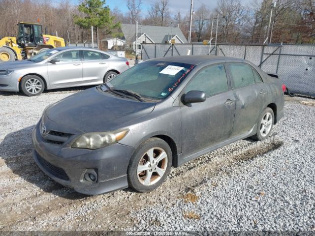 Toyota Corolla S Image 12