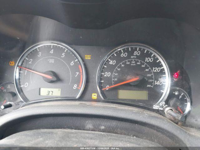 Toyota Corolla S Image 6