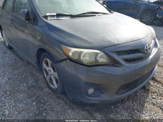 Toyota Corolla S Image 11