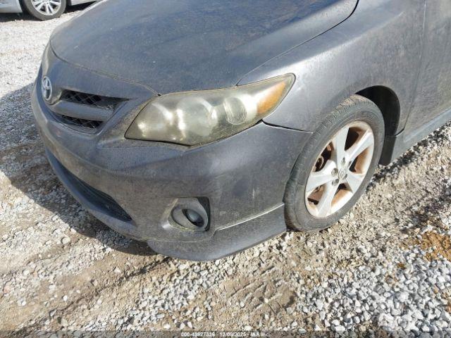 Toyota Corolla S Image 9