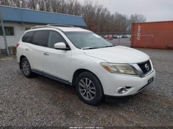  Salvage Nissan Pathfinder