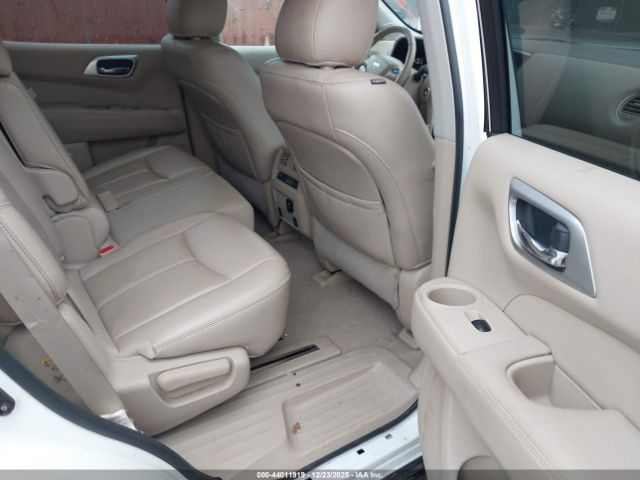 Nissan Pathfinder Sl Image 4