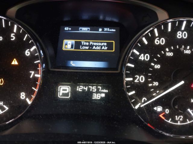 Nissan Pathfinder Sl Image 16