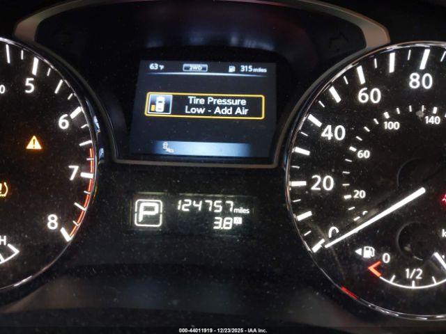 Nissan Pathfinder Sl Image 16