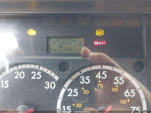 Freightliner Cascadia 113 Image 11