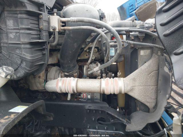 Freightliner Cascadia 113 Image 2